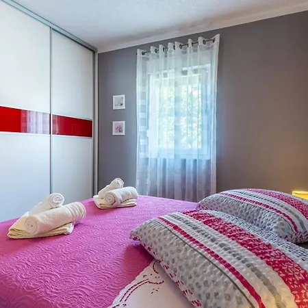 Apartman Laura Cres