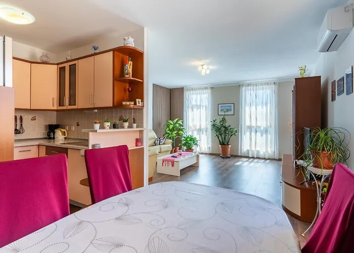 아파트 Laura 크레스