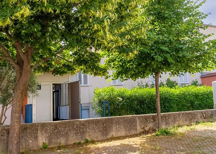 Laura 아파트 크레스